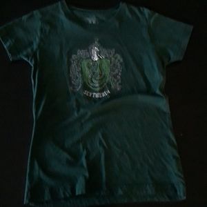 Women's size small Slytherin green gem tshirt